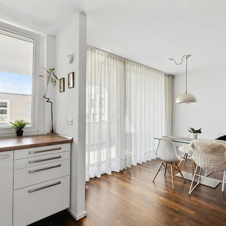 Exquis 2Br Luxus Apartment Rolf Benz I Parken I Netflix I Stadtmitte I Familienfreundlich I Mercedes-Benz Böblingen Eksteriør bilde